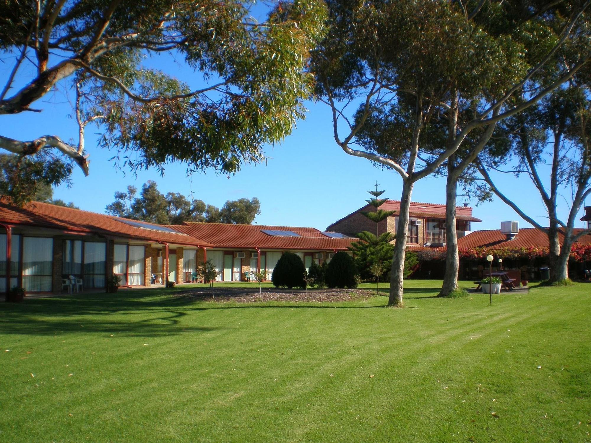 Goolwa Riverport Motel Екстер'єр фото